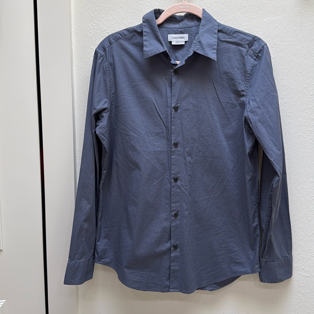 Calvin Klein Men’s Slate Button Down Shirt Size Medium
